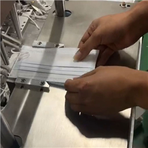醫(yī)用一次性口罩外科口罩耳帶焊接機(jī) 口罩機(jī)生產(chǎn)線 口罩耳繩自動(dòng)點(diǎn)焊機(jī)